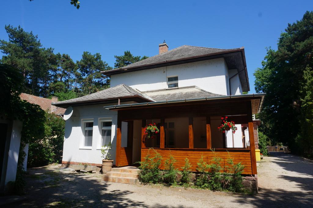 Honved Apartmanhaz Balatonlelle Luaran gambar